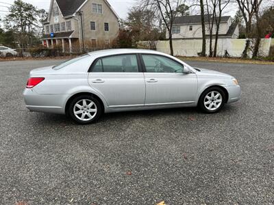 2005 Toyota Avalon XL   - Photo 5 - Lakewood, NJ 08701