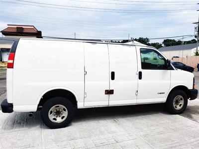 2006 Chevrolet Express 3500   - Photo 12 - Lakewood, NJ 08701