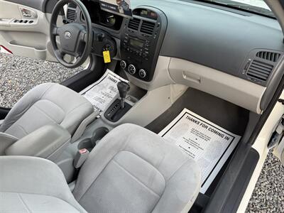 2009 Kia Spectra LX   - Photo 13 - Lakewood, NJ 08701