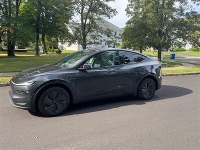 2026 Tesla Model Y Long Range   - Photo 4 - Lakewood, NJ 08701