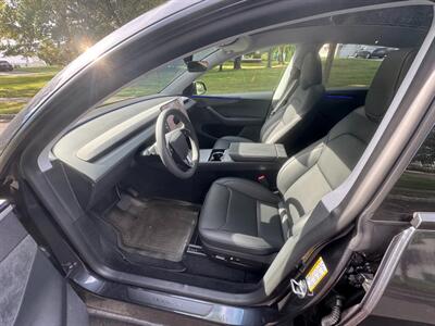 2026 Tesla Model Y Long Range   - Photo 14 - Lakewood, NJ 08701