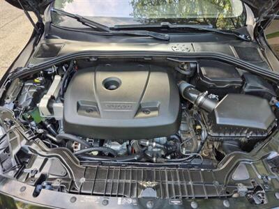 2017 Volvo V60 T5 Premier   - Photo 14 - Dallas, TX 75229