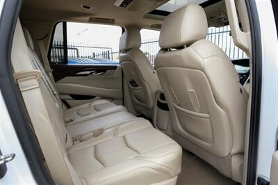 2017 Cadillac Escalade Luxury   - Photo 30 - Dallas, TX 75229