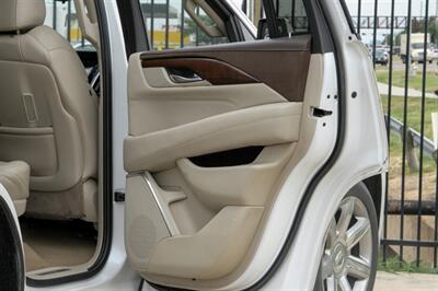 2017 Cadillac Escalade Luxury   - Photo 38 - Dallas, TX 75229