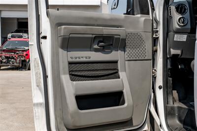 2013 Ford E-350 SD   - Photo 31 - Dallas, TX 75229