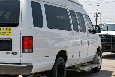 2013 Ford E-350 SD   - Photo 11 - Dallas, TX 75229