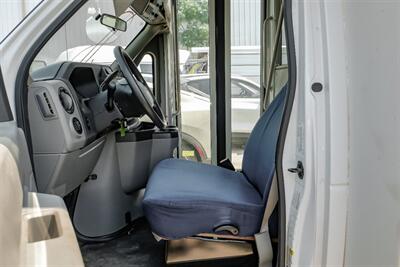 2014 Ford E-Series Chassis E-350 SD  SHUTTLE VAN 10 PASSANGER - Photo 4 - Dallas, TX 75229
