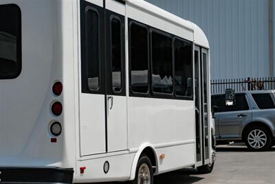 2014 Ford E-Series Chassis E-350 SD  SHUTTLE VAN 10 PASSANGER - Photo 11 - Dallas, TX 75229