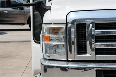2014 Ford E-Series Chassis E-350 SD  SHUTTLE VAN 10 PASSANGER - Photo 38 - Dallas, TX 75229
