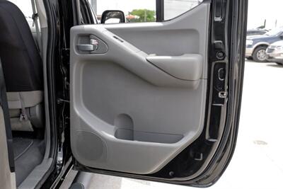 2021 Nissan Frontier S   - Photo 43 - Dallas, TX 75229