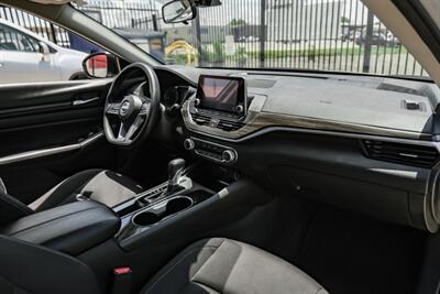 2024 Nissan Altima 2.5 SV   - Photo 10 - Dallas, TX 75229