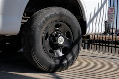 2012 Chevrolet Express 2500   - Photo 39 - Dallas, TX 75229