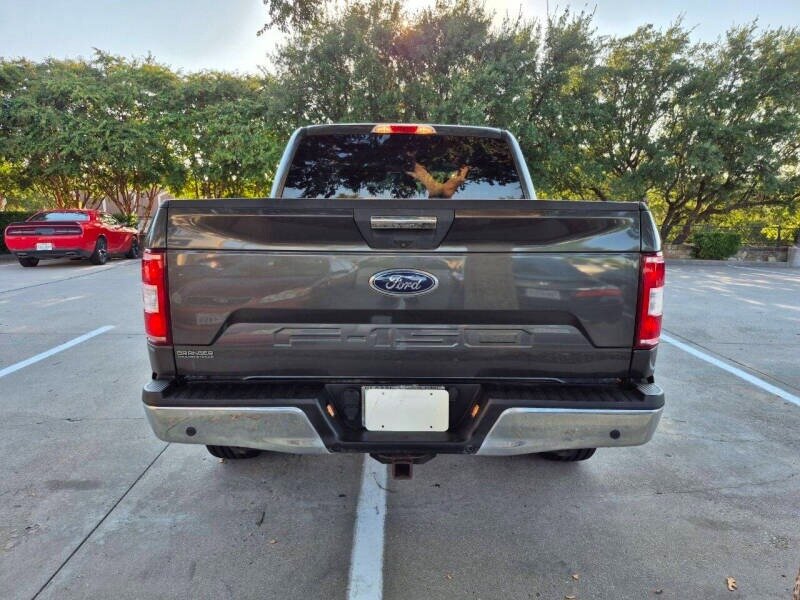 2018 Ford F-150 XLT photo 2