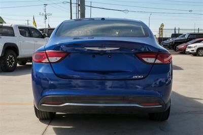 2015 Chrysler 200 Limited   - Photo 10 - Dallas, TX 75229