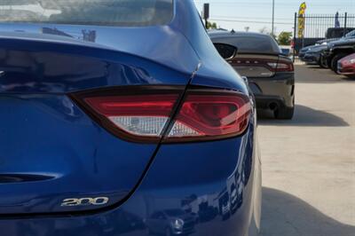 2015 Chrysler 200 Limited   - Photo 47 - Dallas, TX 75229