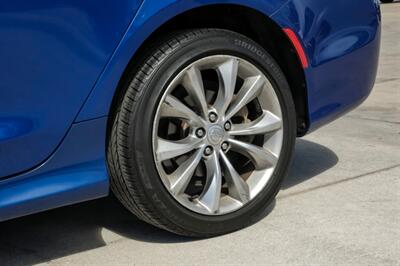 2015 Chrysler 200 Limited   - Photo 56 - Dallas, TX 75229