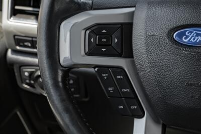 2019 Ford F-350 Super Duty Lariat   - Photo 15 - Dallas, TX 75229