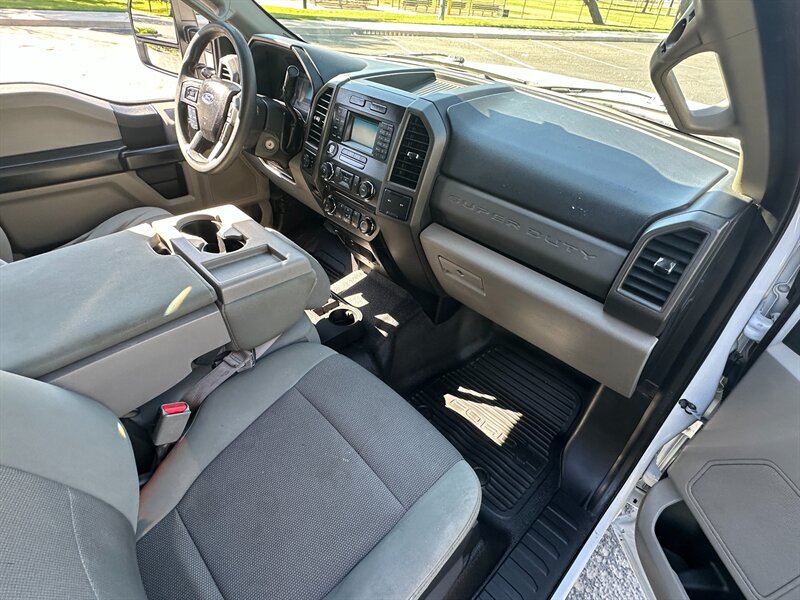 2017 Ford F-250 Super Duty - Photo 15 - Hesperia, CA 92345