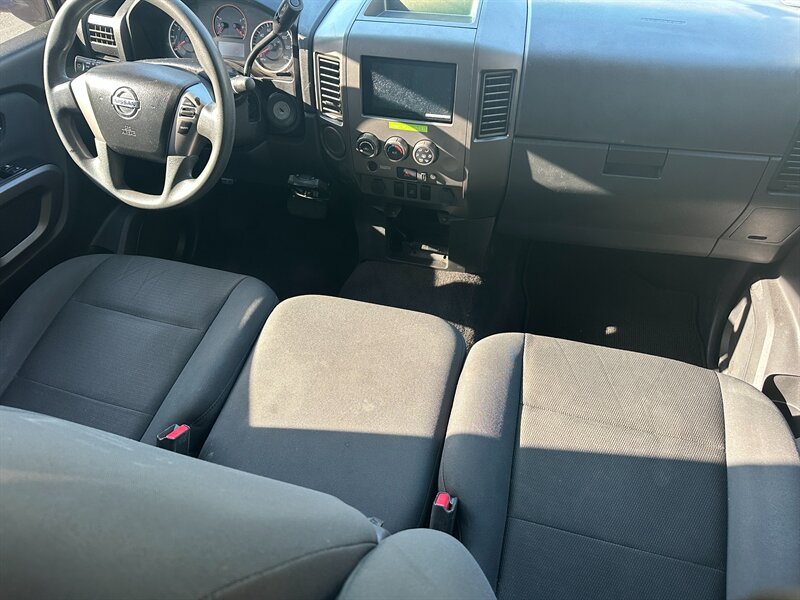2015 Nissan Titan S - Photo 15 - Hesperia, CA 92345