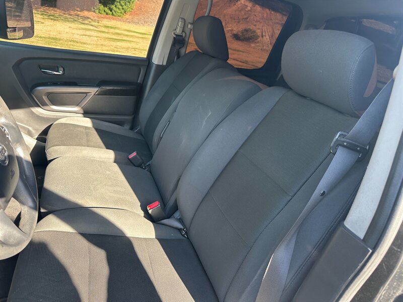 2015 Nissan Titan S - Photo 8 - Hesperia, CA 92345
