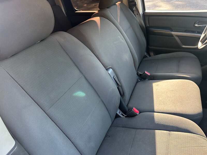 2015 Nissan Titan S - Photo 14 - Hesperia, CA 92345