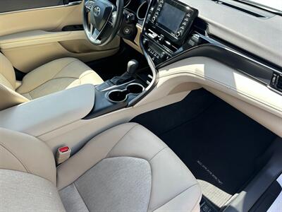 2022 Toyota Camry LE   - Photo 11 - Hesperia, CA 92345