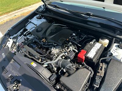 2022 Toyota Camry LE   - Photo 15 - Hesperia, CA 92345