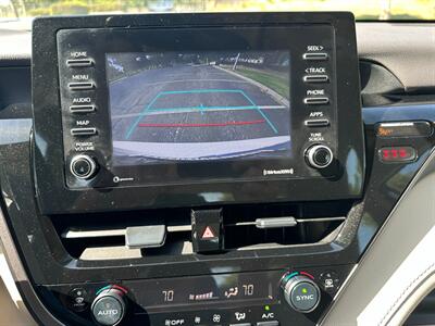 2022 Toyota Camry LE   - Photo 19 - Hesperia, CA 92345