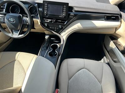2022 Toyota Camry LE   - Photo 12 - Hesperia, CA 92345
