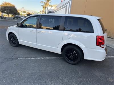 2020 Dodge Grand Caravan SXT   - Photo 12 - Hesperia, CA 92345