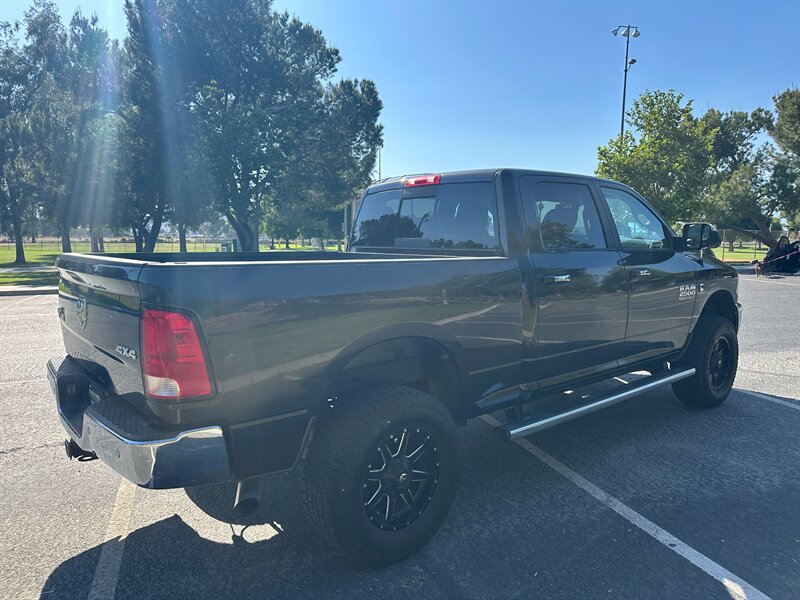 2017 RAM 2500 - Photo 5 - Hesperia, CA 92345