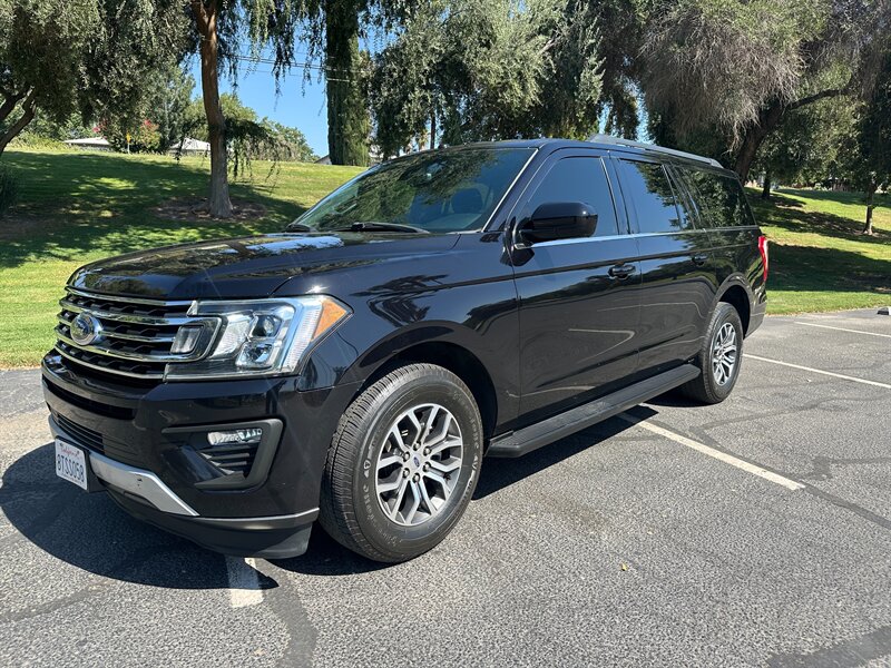 2019 Ford Expedition MAX XLT - Photo 1 - Hesperia, CA 92345