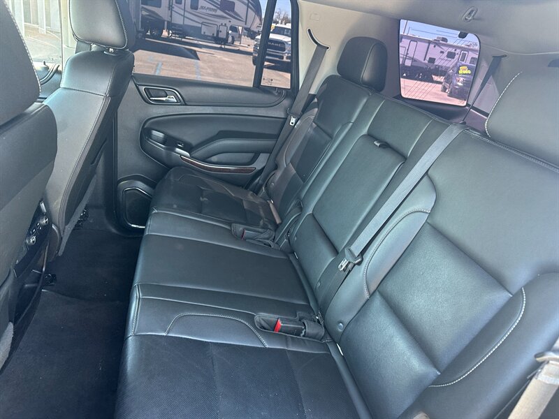 2019 GMC Yukon SLT - Photo 12 - Hesperia, CA 92345