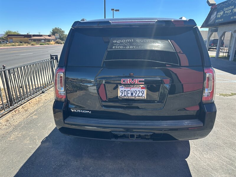 2019 GMC Yukon SLT - Photo 6 - Hesperia, CA 92345