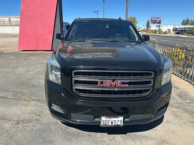 2019 GMC Yukon SLT - Photo 2 - Hesperia, CA 92345