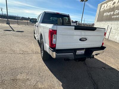 2019 Ford F-250 Super Duty   - Photo 8 - Hesperia, CA 92345