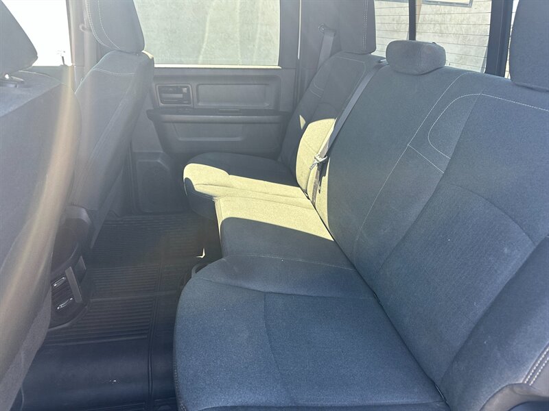 2022 RAM 2500 Tradesman - Photo 11 - Hesperia, CA 92345