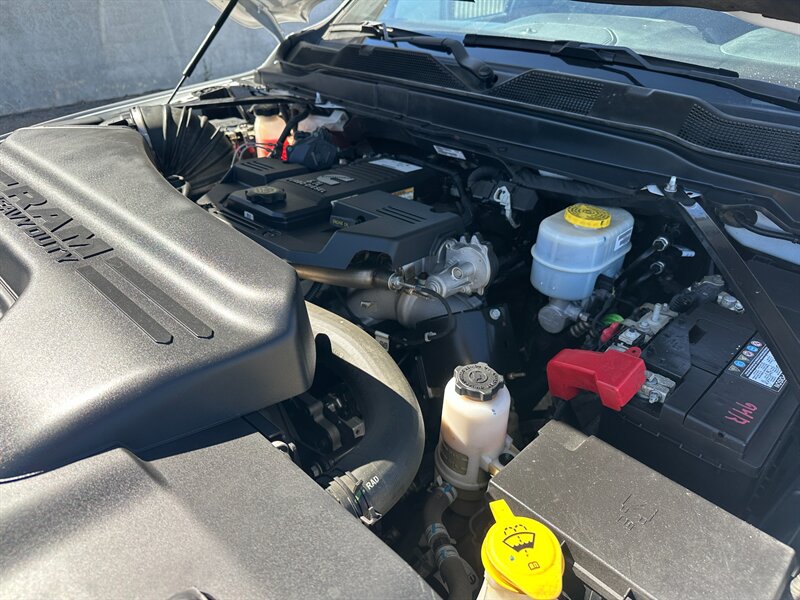 2022 RAM 2500 Tradesman - Photo 19 - Hesperia, CA 92345