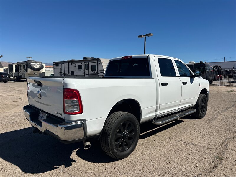 2022 RAM 2500 Tradesman - Photo 5 - Hesperia, CA 92345