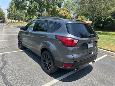 2019 Ford Escape   - Photo 7 - Hesperia, CA 92345