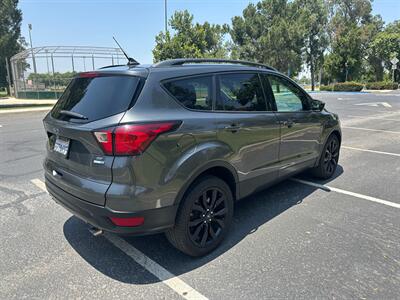 2019 Ford Escape   - Photo 5 - Hesperia, CA 92345