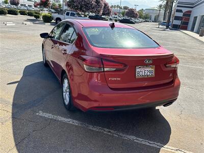 2017 Kia Forte   - Photo 9 - Hesperia, CA 92345