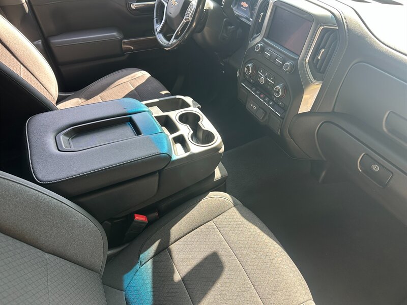 2021 Chevrolet Silverado 1500 LT - Photo 12 - Hesperia, CA 92345