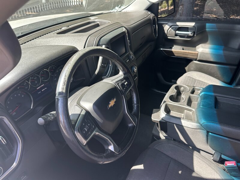 2021 Chevrolet Silverado 1500 LT - Photo 8 - Hesperia, CA 92345