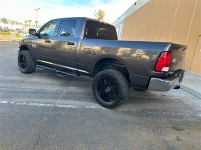 2016 RAM 2500 Tradesman   - Photo 9 - Hesperia, CA 92345