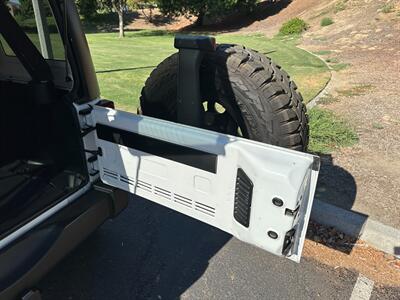 2016 Jeep Wrangler Unlimited Sport S   - Photo 11 - Hesperia, CA 92345