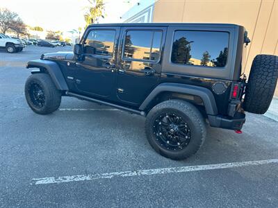 2017 Jeep Wrangler Unlimited Rubicon Recon   - Photo 13 - Hesperia, CA 92345