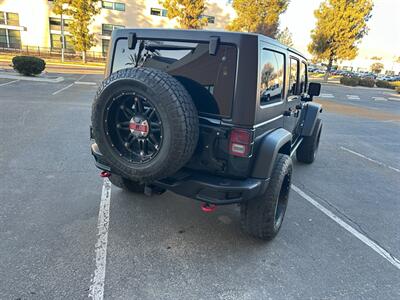 2017 Jeep Wrangler Unlimited Rubicon Recon   - Photo 9 - Hesperia, CA 92345