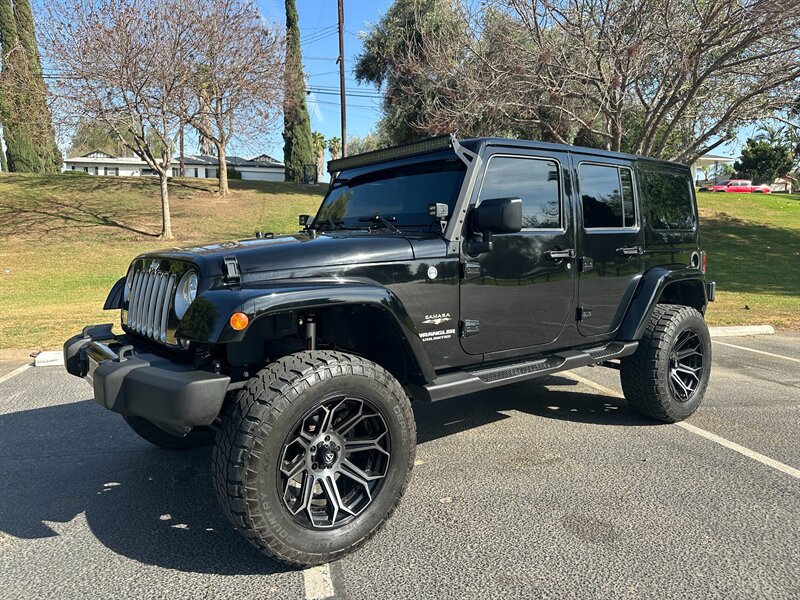 2017 Jeep Wrangler Unlimited   - Photo 1 - Hesperia, CA 92345