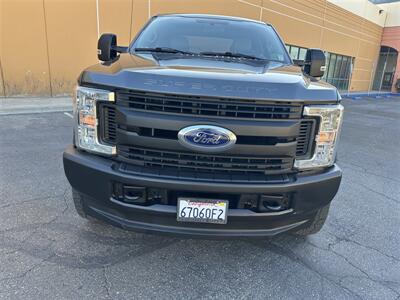 2017 Ford F-250 XL   - Photo 2 - Hesperia, CA 92345